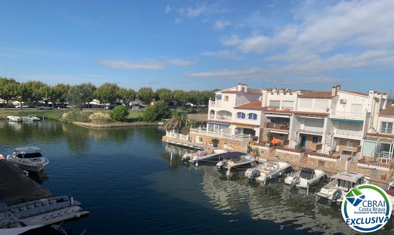 for saleFlat/Apartment Empuriabrava