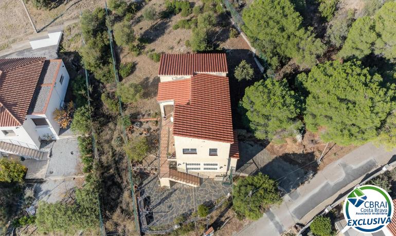 для продажиДом Roses