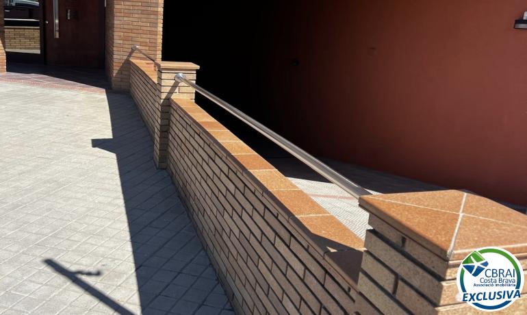 for saleParking Figueres