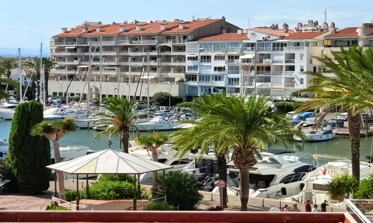 для продажиапартаменты Empuriabrava