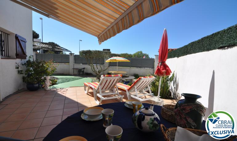 Venta de Casa Roses