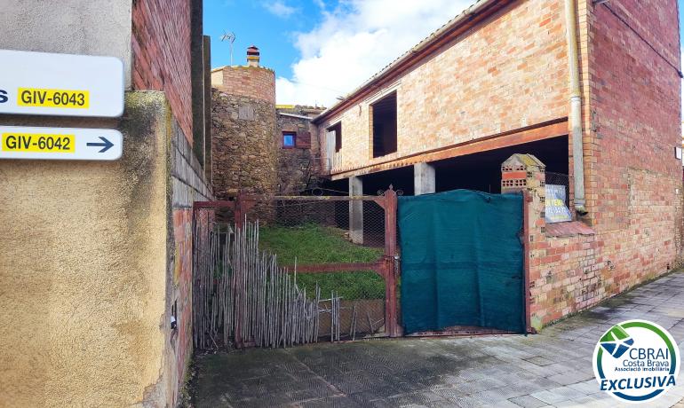 for saleSingular property Peralada