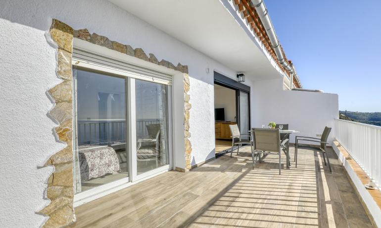 ✨ Apartamento Reformado con Vistas al Mar en Canyelles – Roses ✨