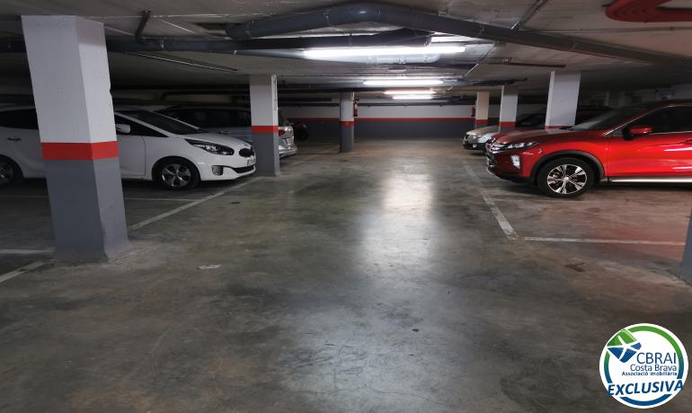 Venta de plazas de aparcamiento en Llançà