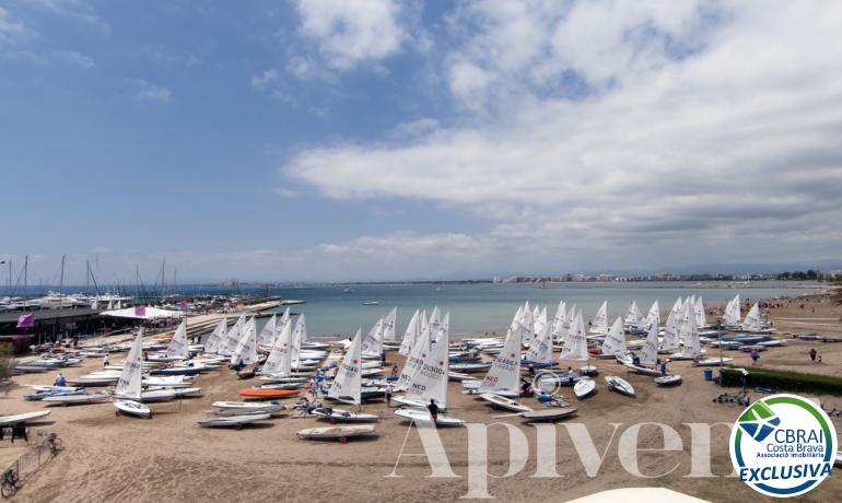 Construeix la teva nova casa a pocs minuts de la platja! Bona oportunitat!