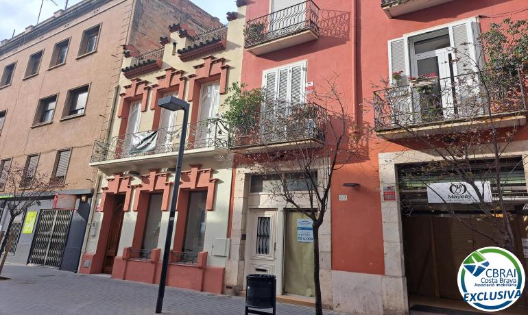 Venta de  Casa en Figueres, Costa Brava