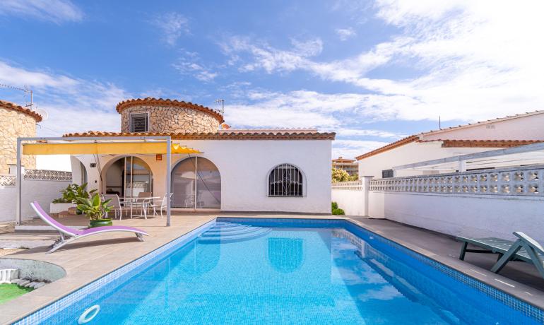 для продажиДом Roses