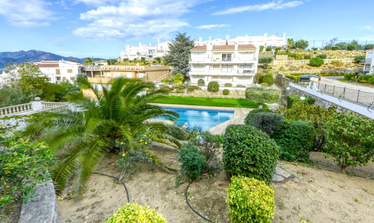 Apartamento con Vistas al Mar en Puigrom, Roses