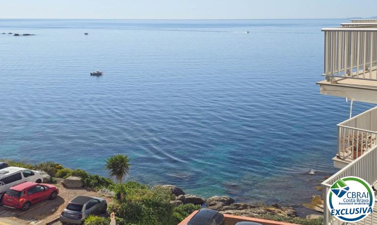 для продажиапартаменты Roses