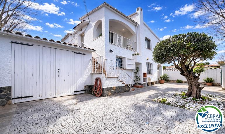 for saleHouse Empuriabrava