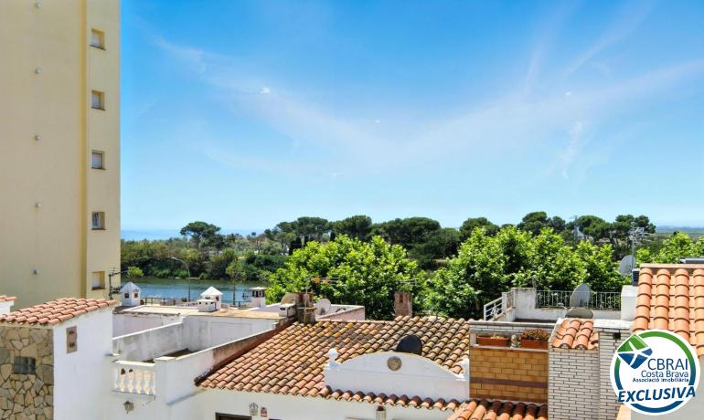 for saleFlat/Apartment Empuriabrava