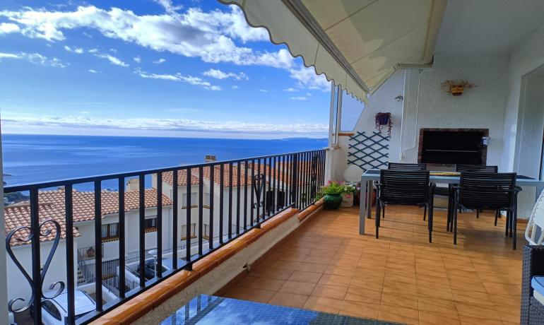 для продажиапартаменты Roses