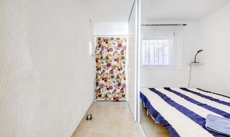 Apartamento reformado con vistas al mar en Roses 🌅