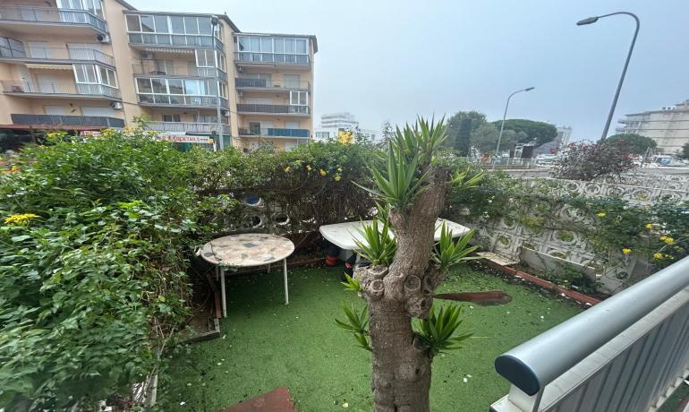 для продажиапартаменты Roses