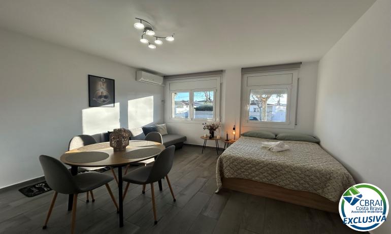 for saleStudio Empuriabrava