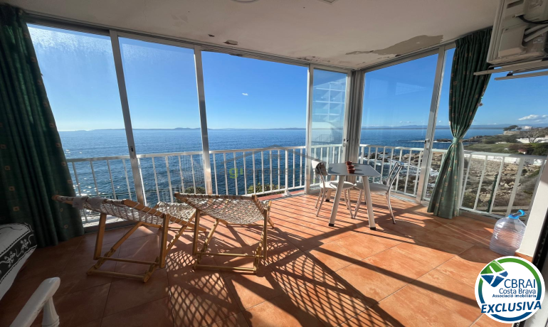 для продажиапартаменты Roses