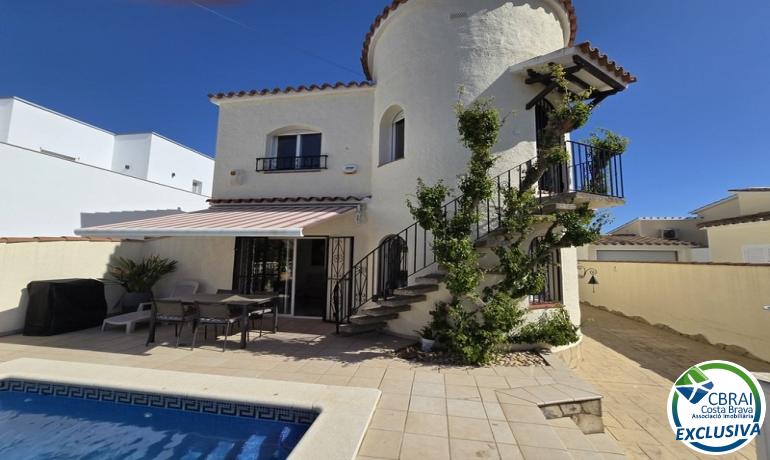 for saleHouse Empuriabrava