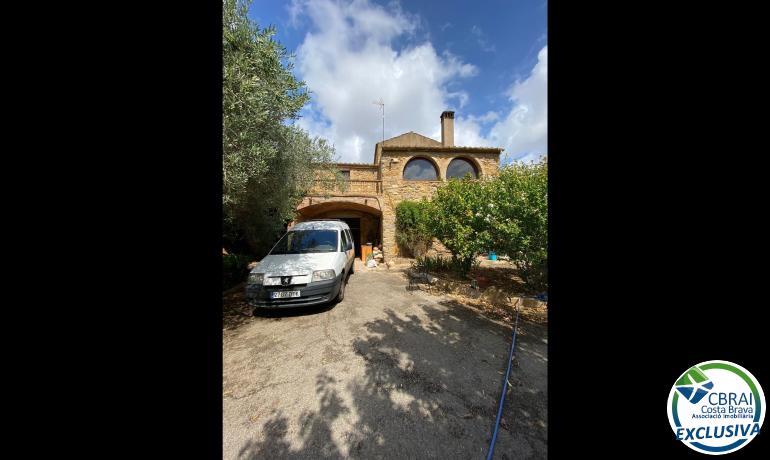 Venda de  Casa a Bisbal d'Empordà, La, Costa Brava