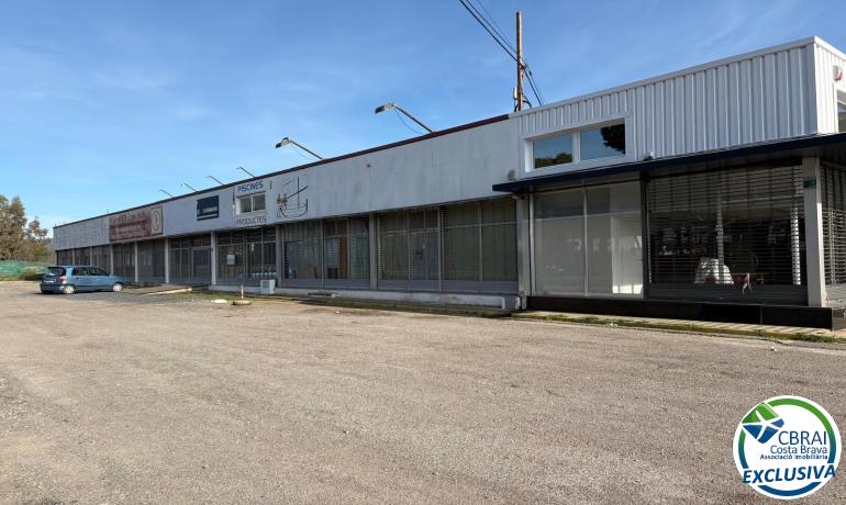 for saleCommercial premises Roses